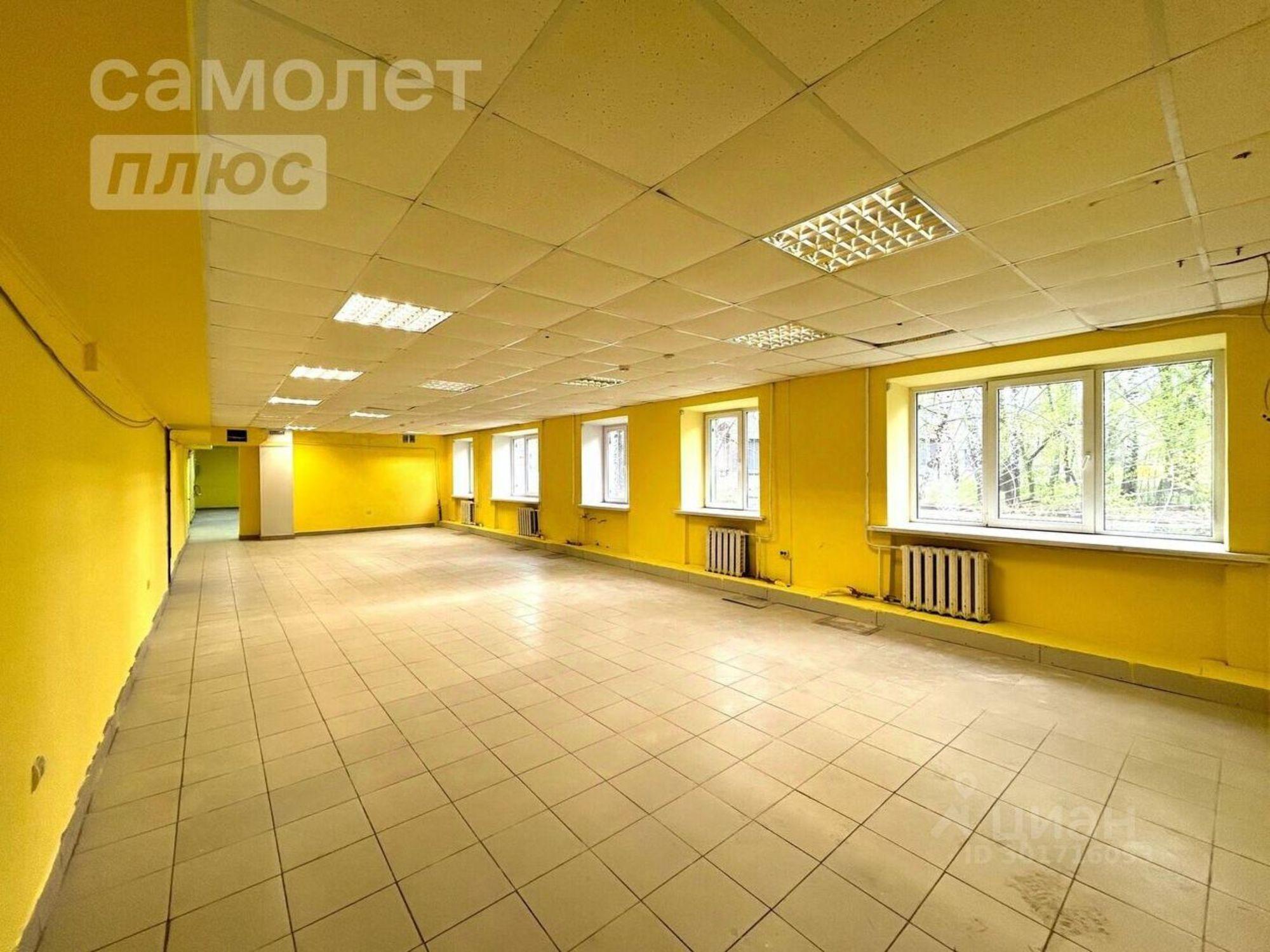 Сдать торговое помещение за 175 005 рублей на Вокзальная улица, 65