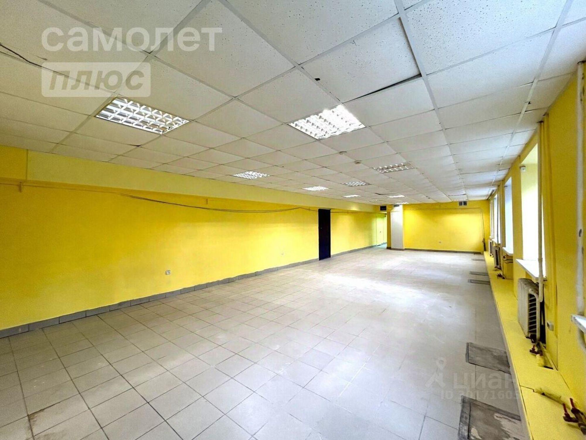 Сдать торговое помещение за 175 005 рублей на Вокзальная улица, 65
