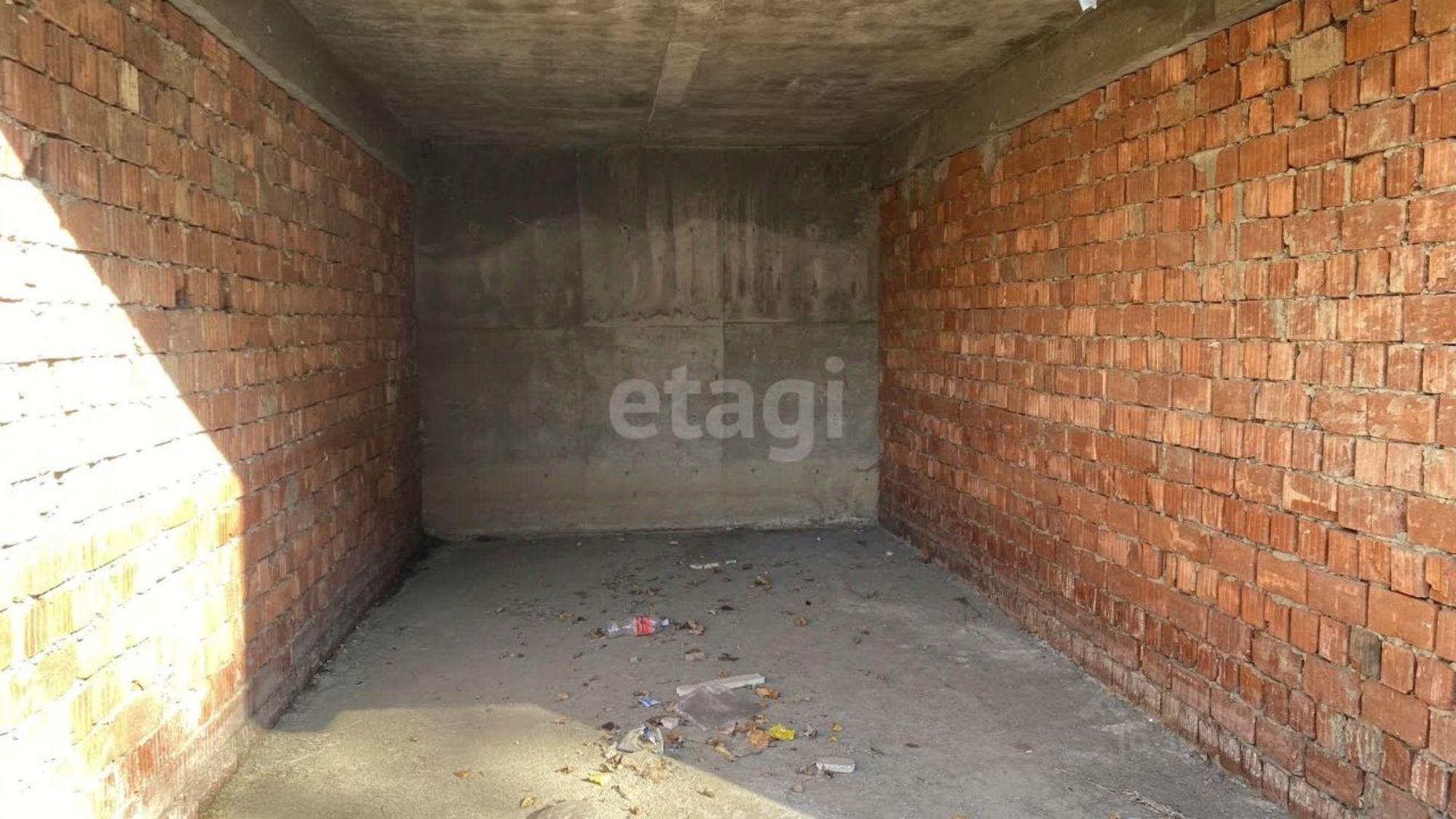 Купить складское помещение за 581 824 рублей на улица Керимова, 11