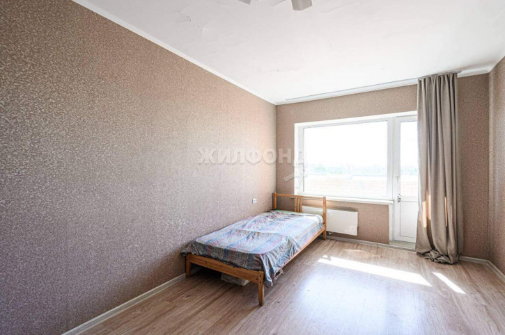 3-комн квартира Добролюбова улица, д.162/1