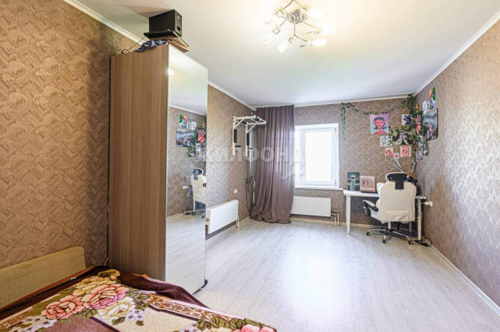 3-комн квартира Добролюбова улица, д.162/1