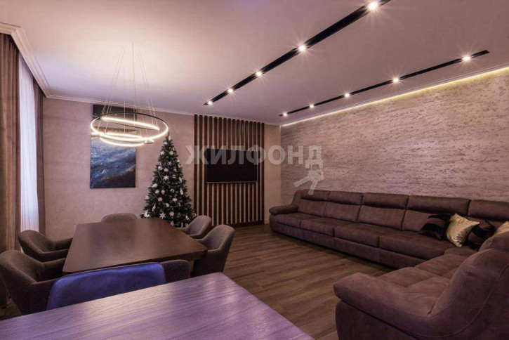 4-комн квартира 2 квартал, д.224
