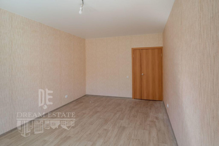 3-комн квартира Славянская , 7