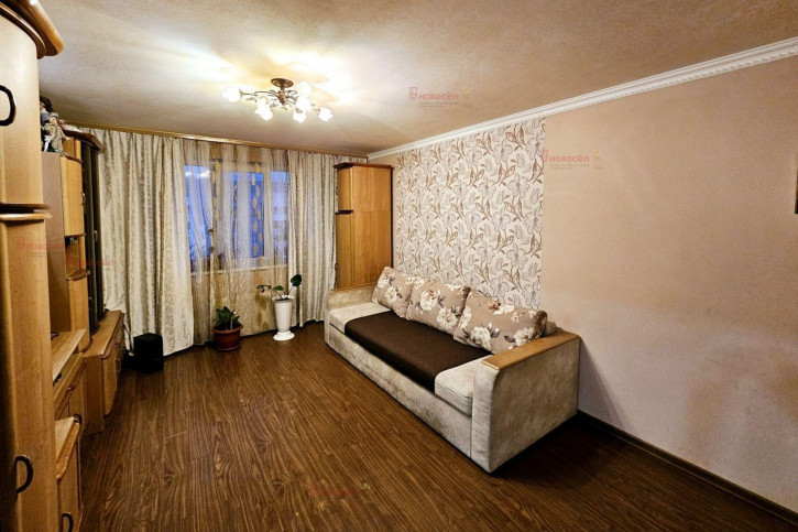 3-комн квартира Латвийская 43