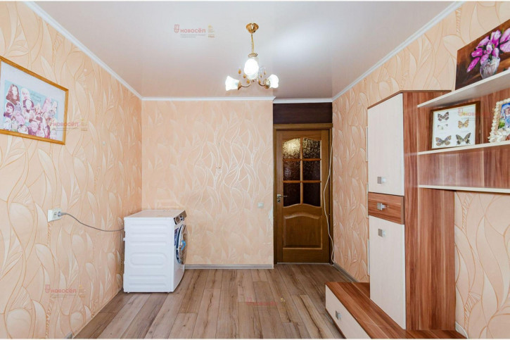 4-комн квартира Новгородцевой 19/1