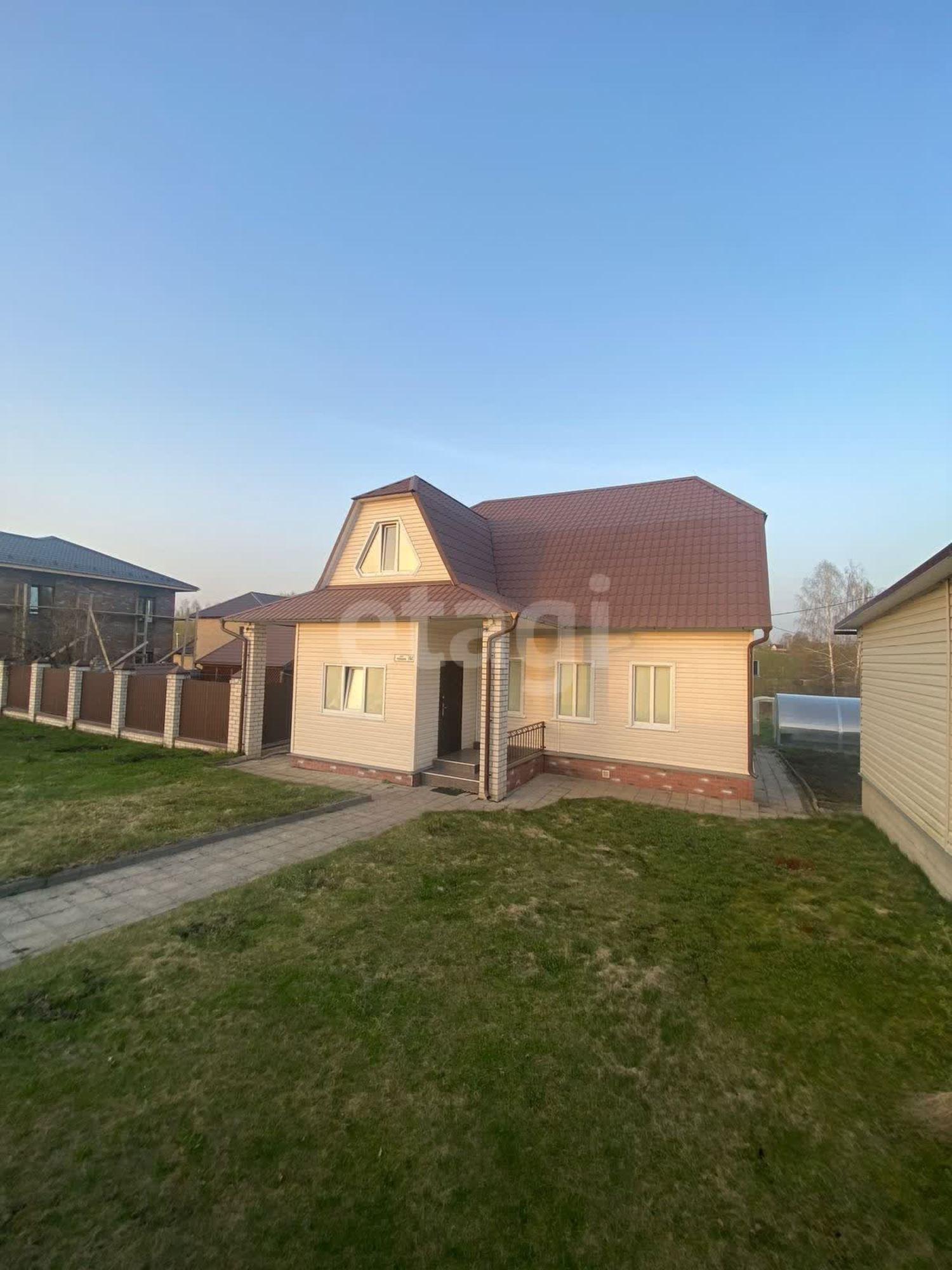 Купить дачу, дом, коттедж за 12 800 000 рублей на Центральная улица