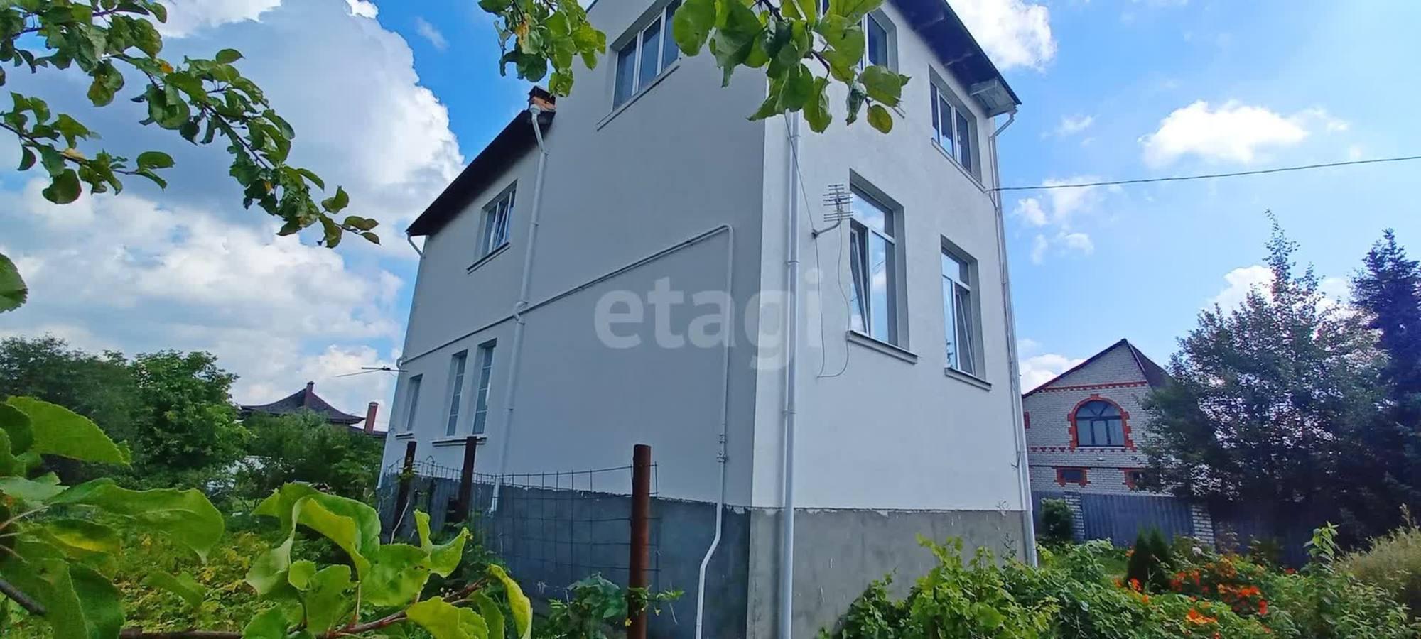 Купить дачу, дом, коттедж за 15 450 000 рублей на Садовая улица