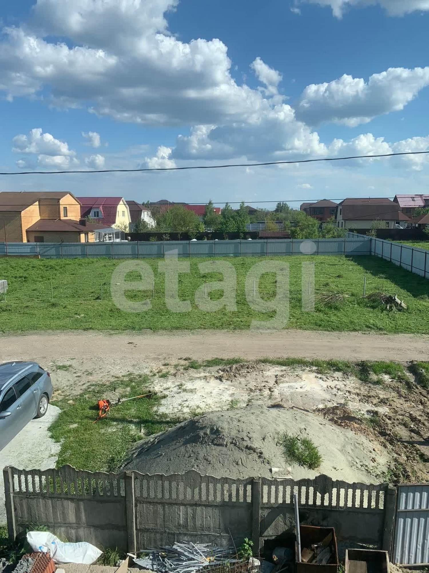 Купить дачу, дом, коттедж за 10 300 000 рублей на Центральная улица