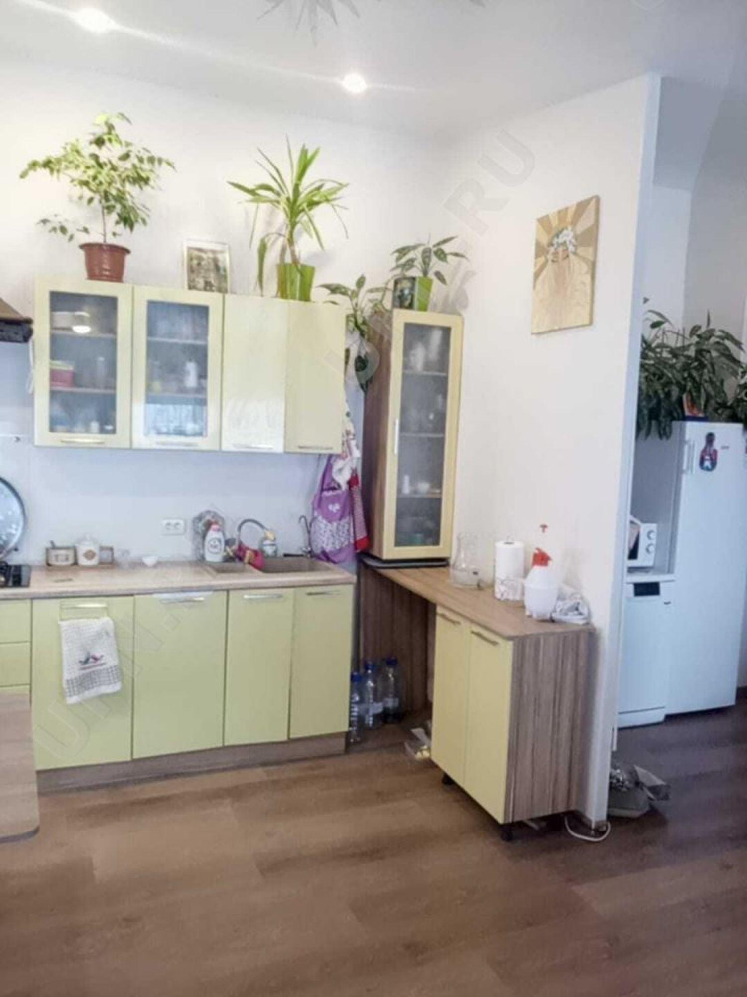 Купить дачу, дом, коттедж за 10 100 000 рублей на металлистов, 5/а