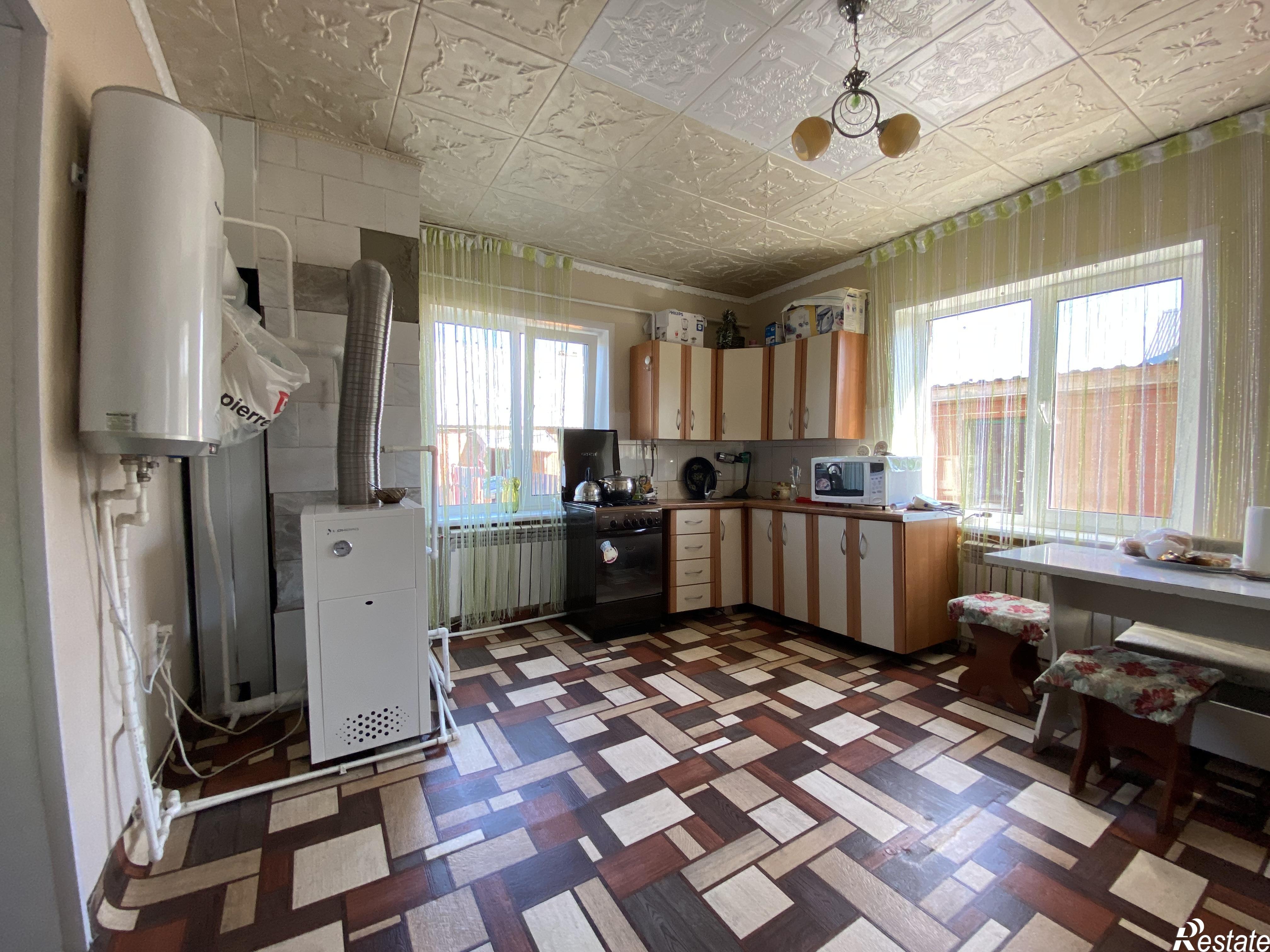 Купить дачу, дом, коттедж за 5 600 000 рублей на мкр. Горный г. Кинель