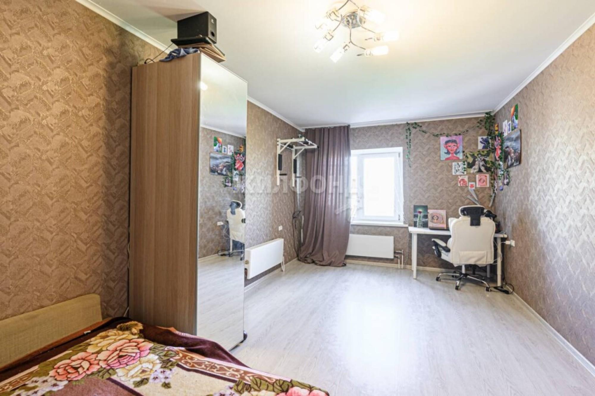 Купить квартиру за 9 490 000 рублей на Добролюбова, 162/1