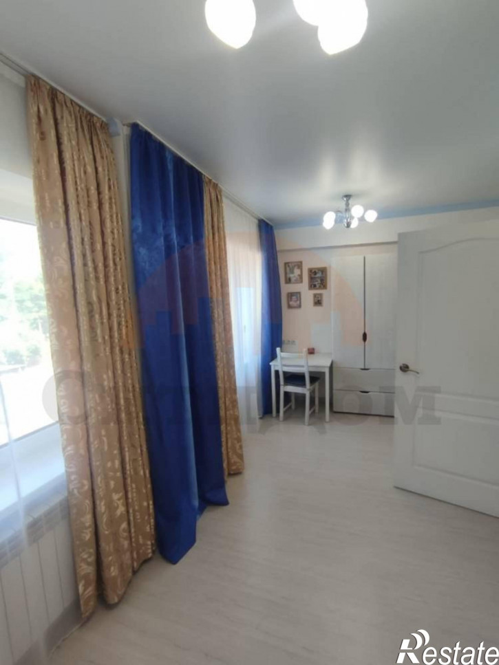 4-комн квартира Садовая ул., 6