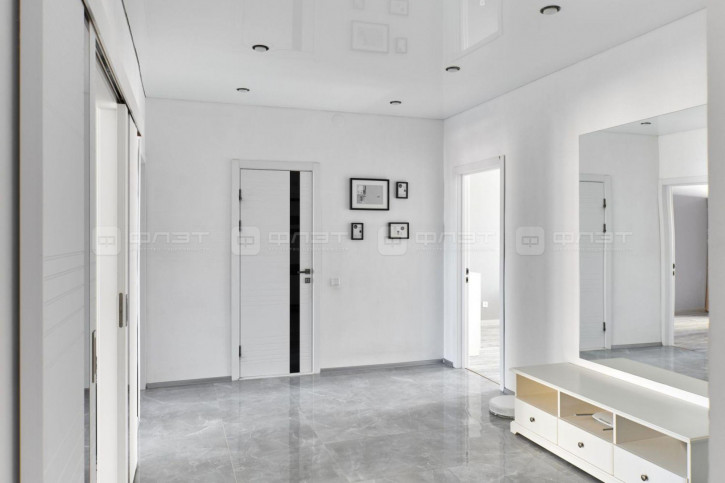 3-комн квартира ул. Павлюхина, дом 110г