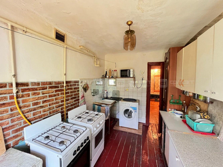 Комната ул. Липатова, дом 17