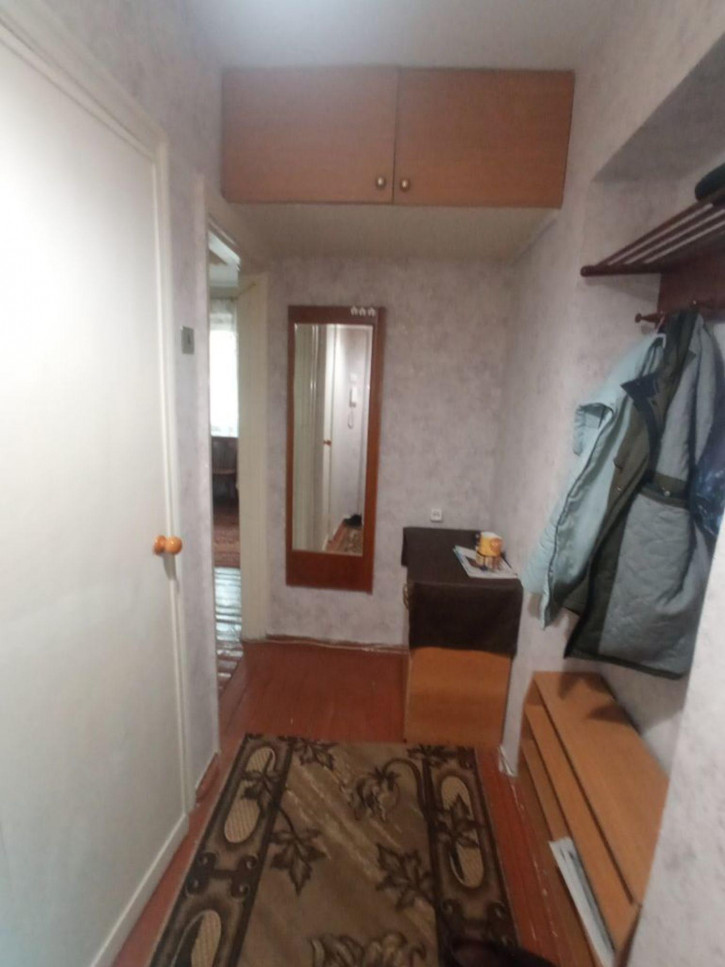 1-комн квартира Космонавта Комарова ул, 17А