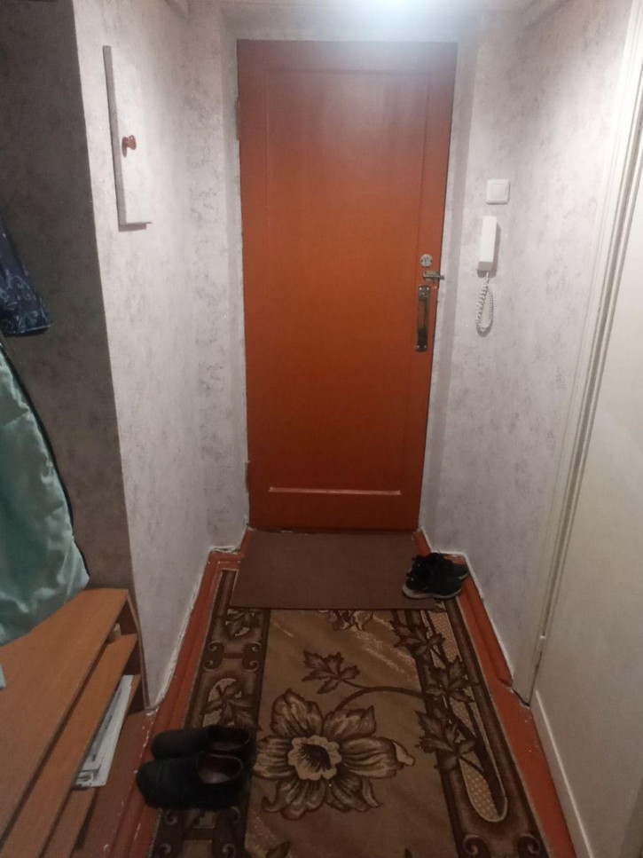 1-комн квартира Космонавта Комарова ул, 17А