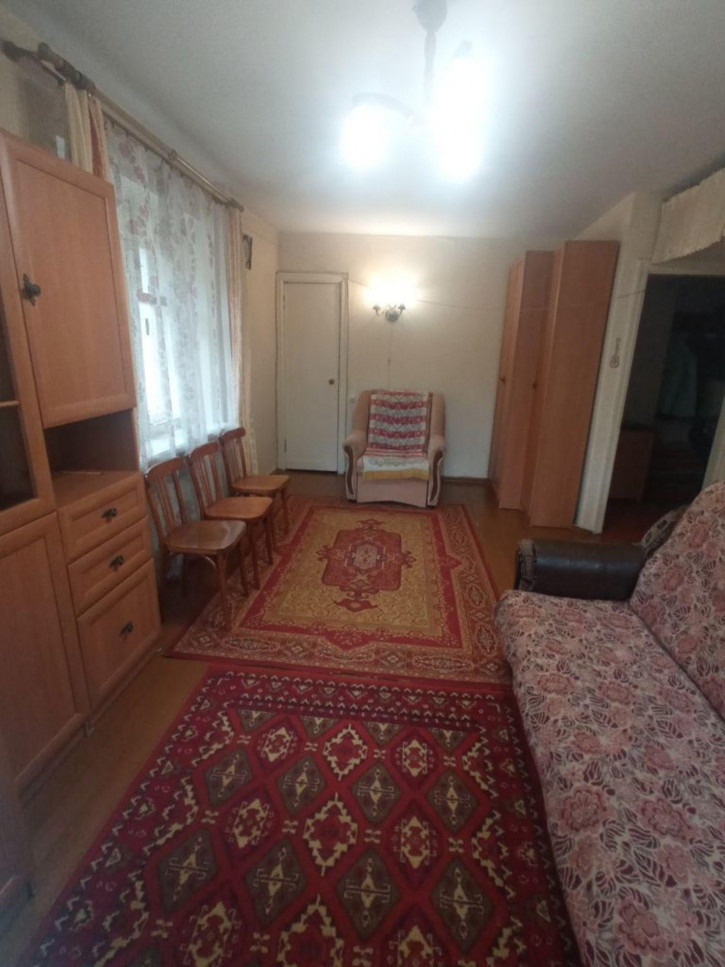 1-комн квартира Космонавта Комарова ул, 17А