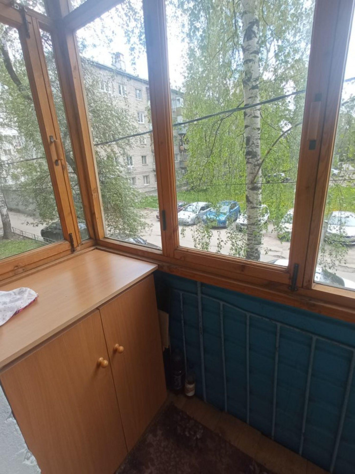 1-комн квартира Космонавта Комарова ул, 17А