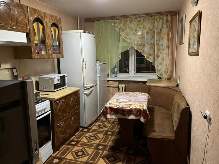 3-комн квартира Запрудная ул, 1