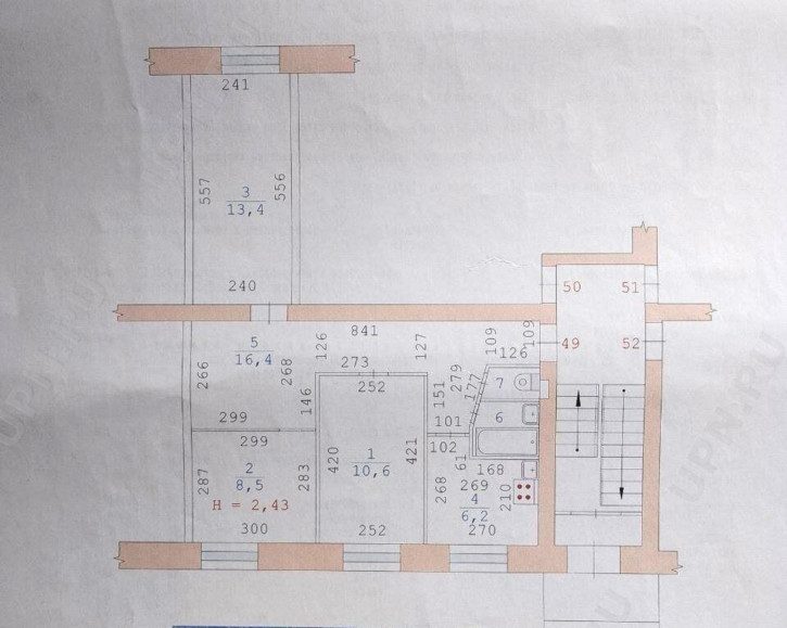 3-комн квартира азина, 21