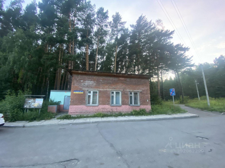 Отдельное здание Сосновая улица, 16с2/2,  д. 16с2/2