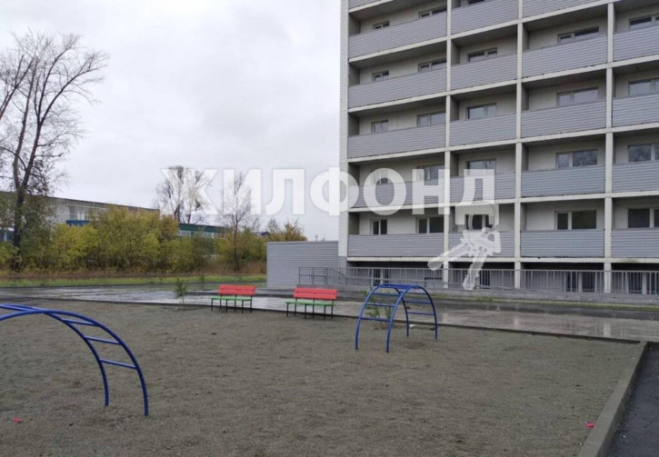 2-комн квартира Беловежская, 50