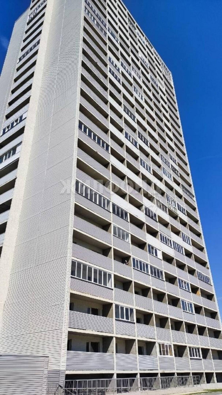 2-комн квартира Беловежская, 50