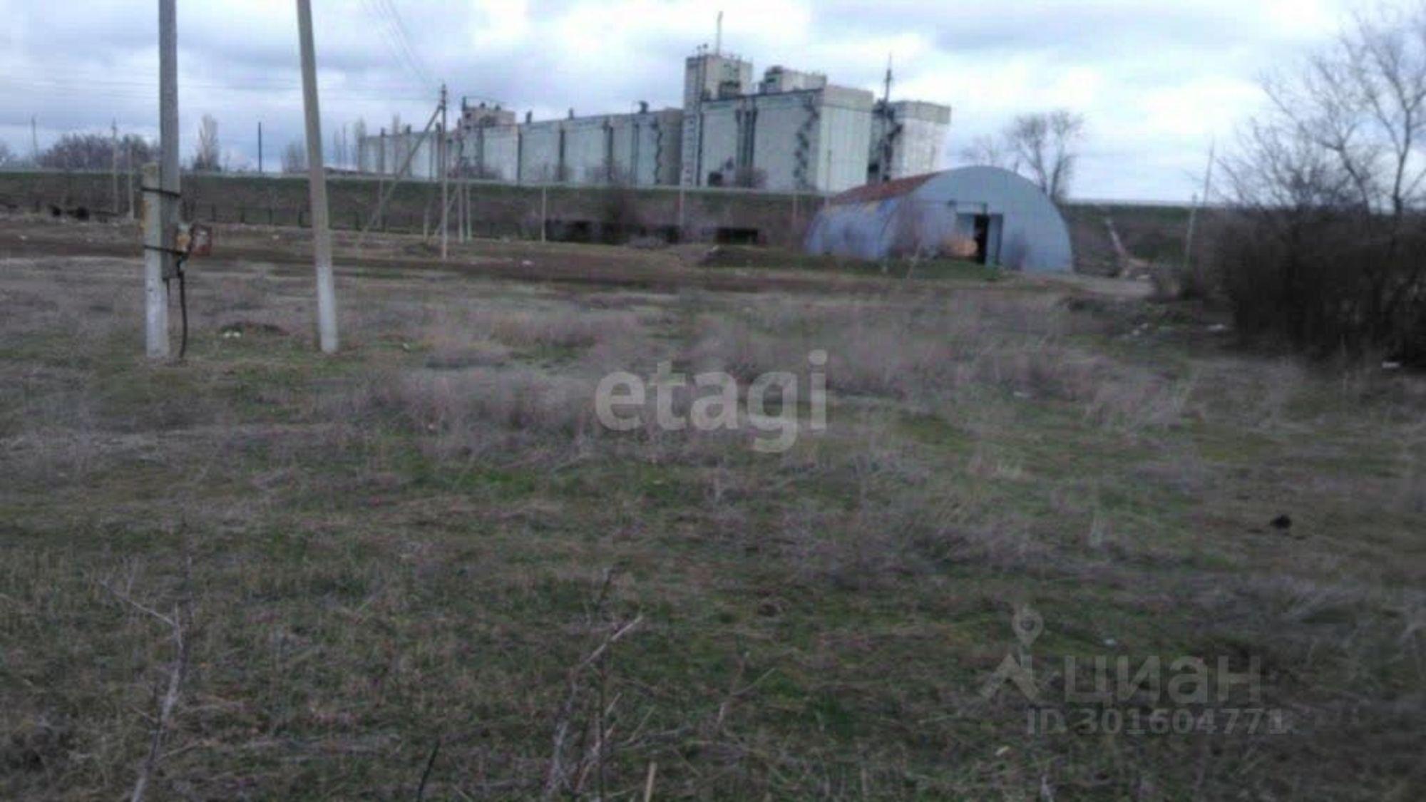 Купить складское помещение за 200 005 000 рублей на Зимовники п., Железнодорожная,97