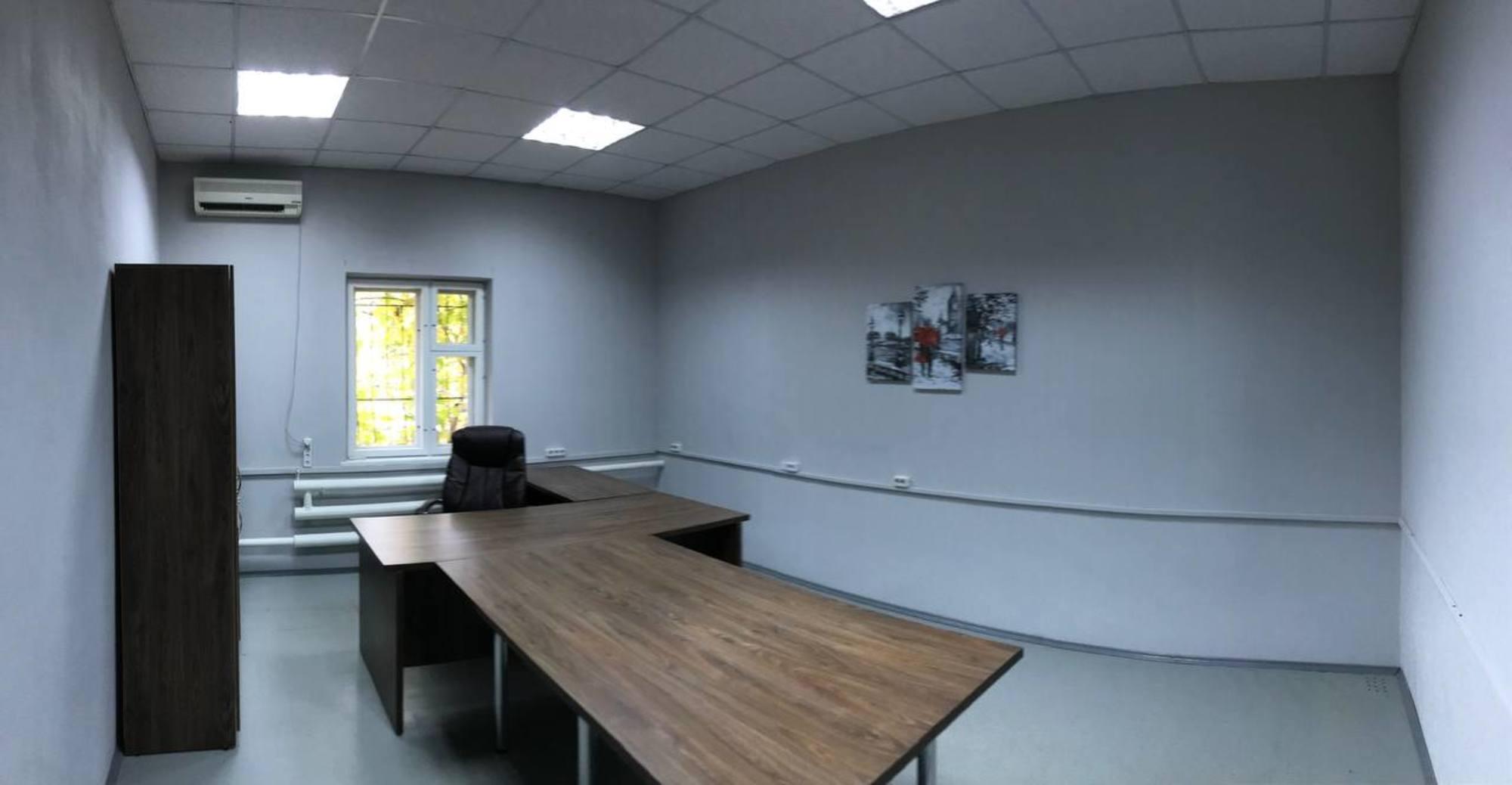 Сдать офис, помещение под офис за 12 000 рублей на г. Астрахань, Кировский р-н, ул. 3-я Зеленгинская, 56 лит А