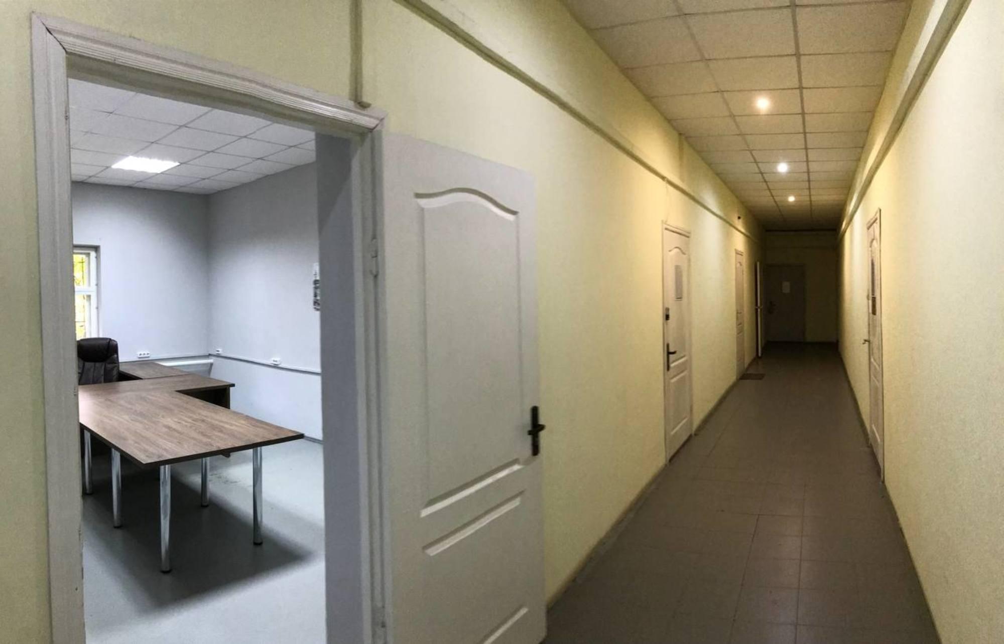 Сдать офис, помещение под офис за 12 000 рублей на г. Астрахань, Кировский р-н, ул. 3-я Зеленгинская, 56 лит А