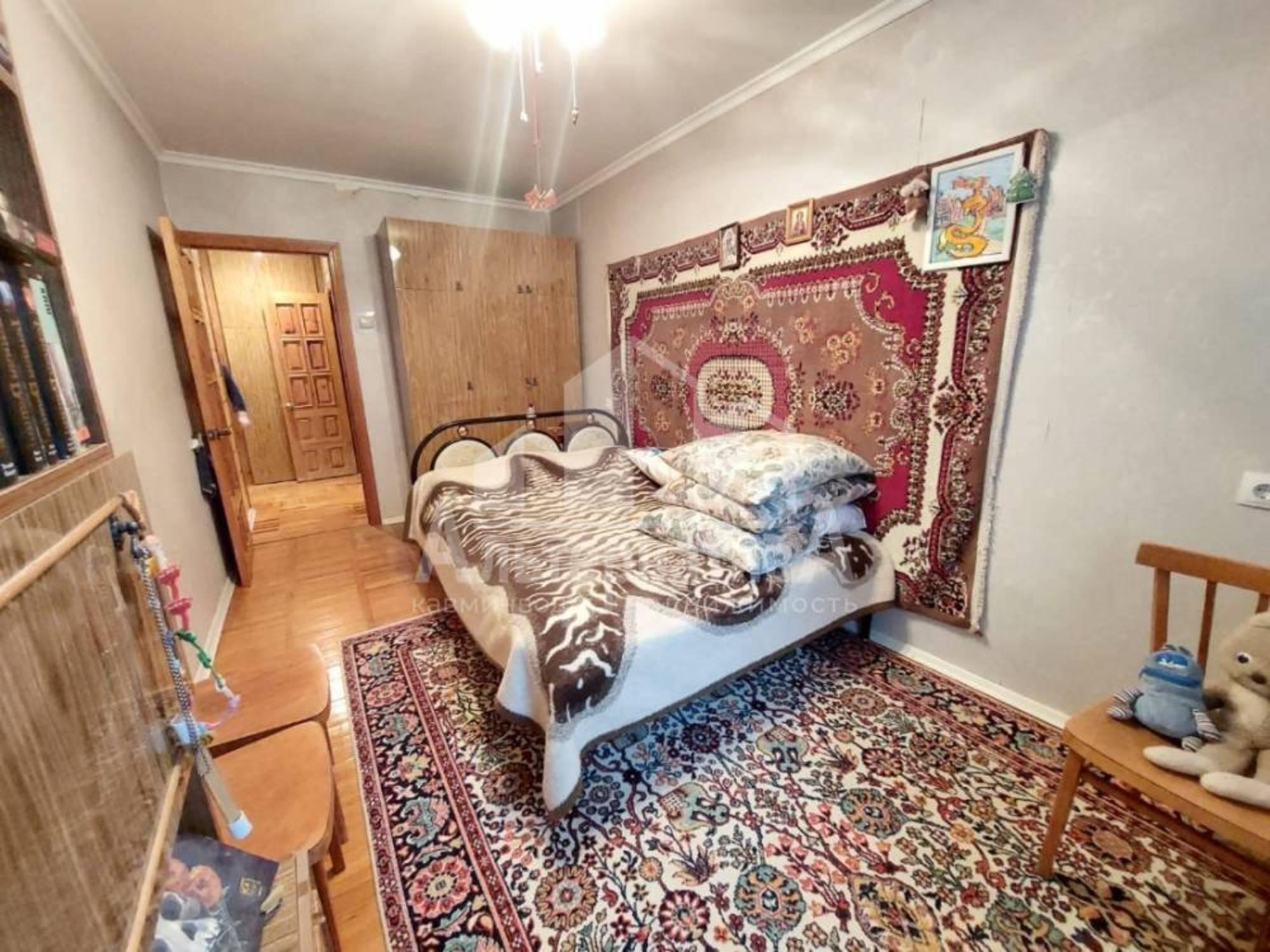 Купить квартиру за 8 000 000 рублей на Окопная ул.
