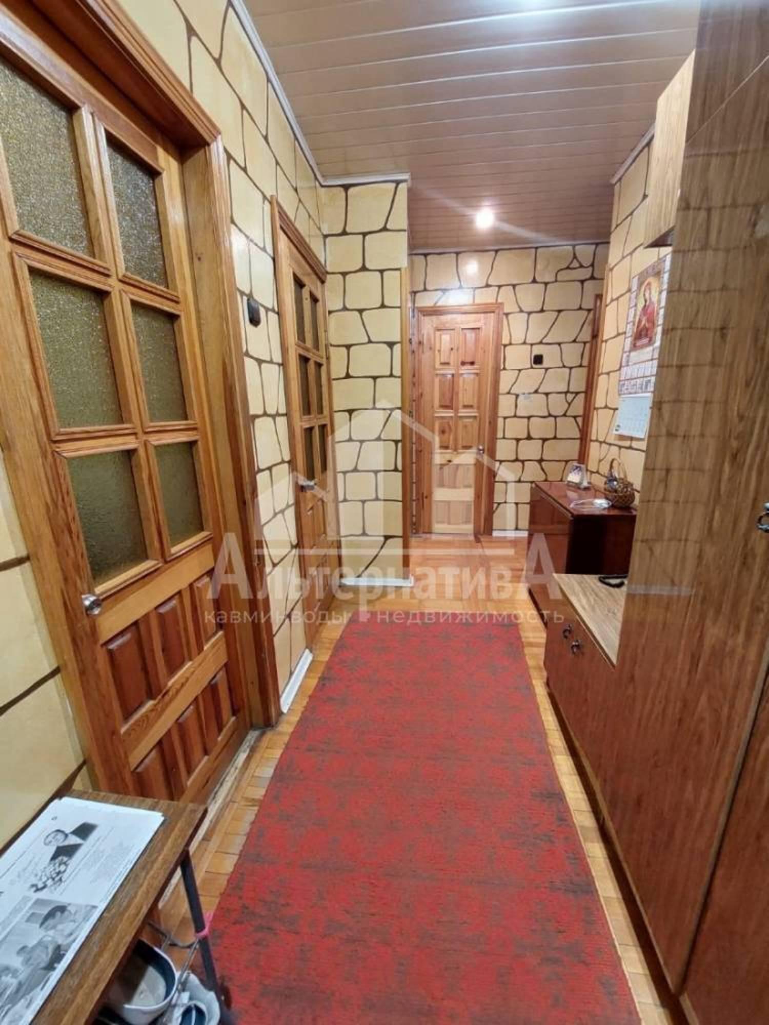 Купить квартиру за 8 000 000 рублей на Окопная ул.