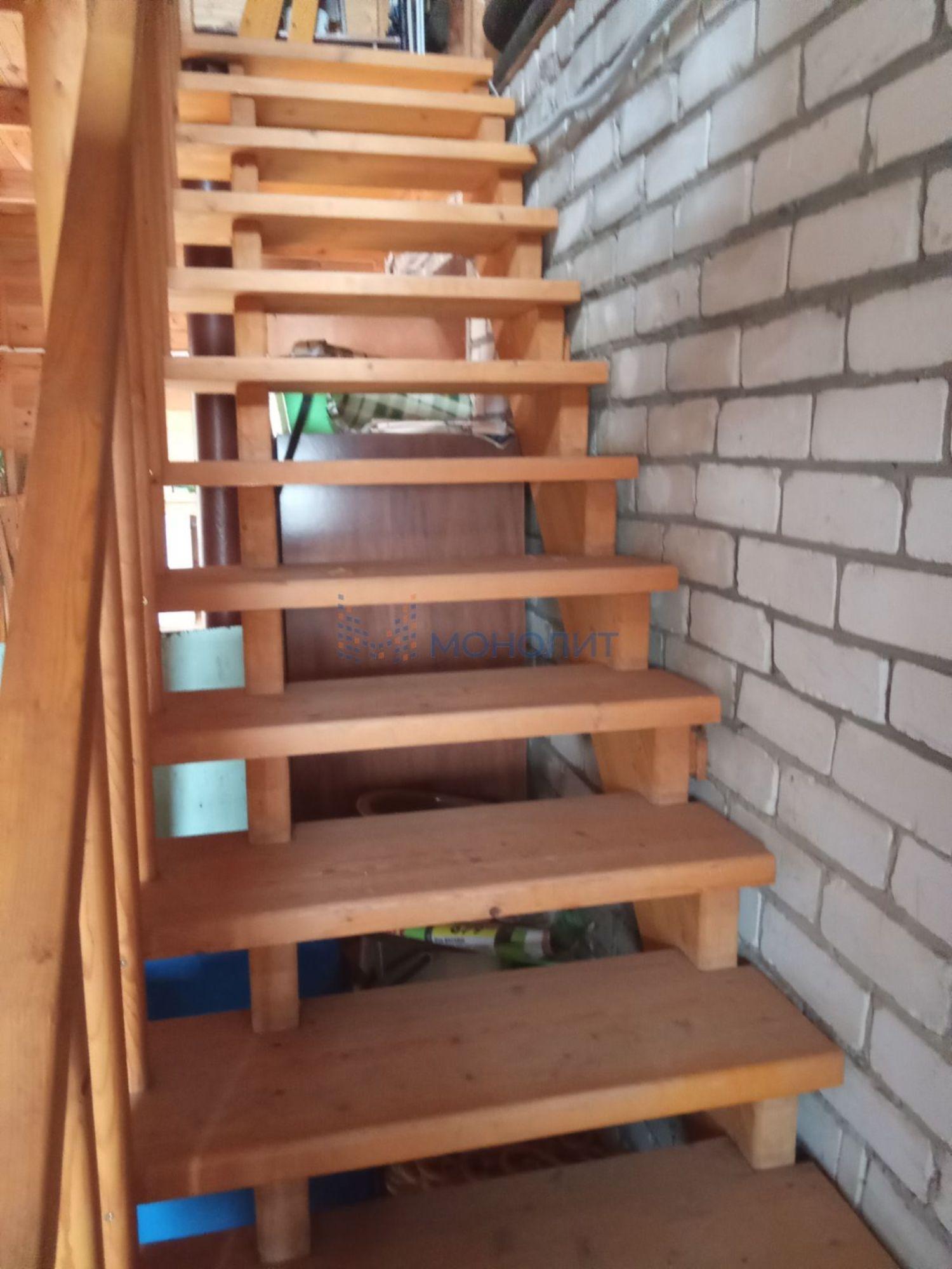 Купить дачу, дом, коттедж за 12 900 000 рублей на сл.Подновье, ГСК Подновье тер, 426-А