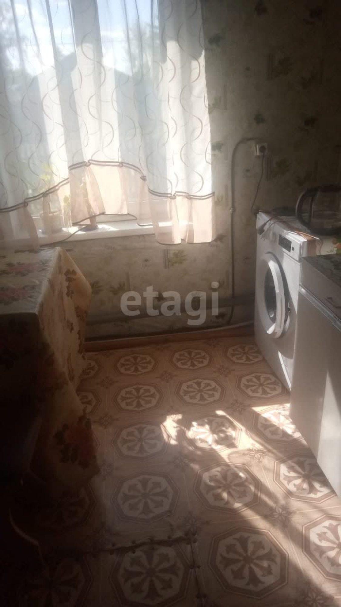 Купить дачу, дом, коттедж за 860 000 рублей на Спортивная, 2/1