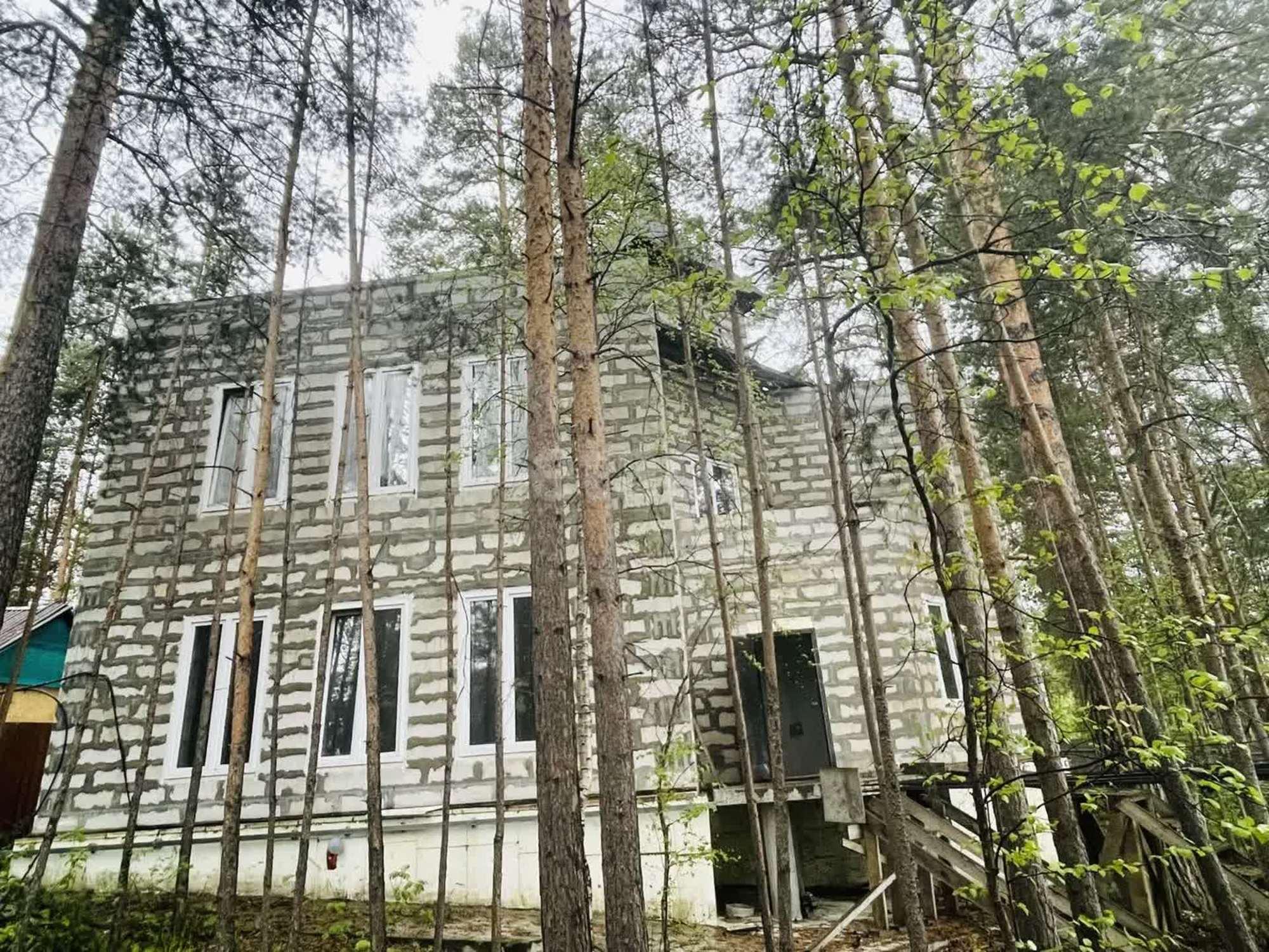 Купить дачу, дом, коттедж за 5 700 000 рублей на Дегтярск,Игоря Ржавитина 4