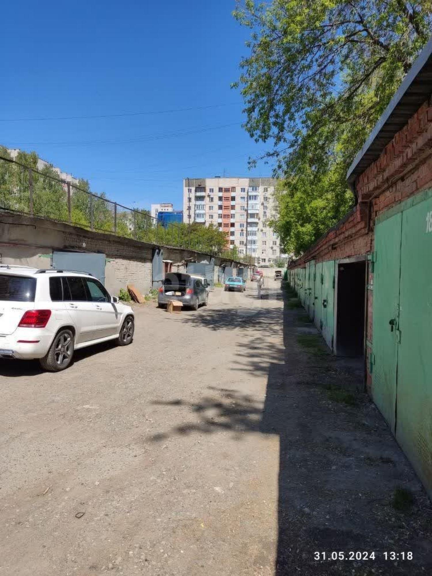 Купить гараж, место в паркинге за 1 400 000 рублей на Елизарова 76А
