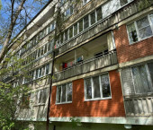 2-комн, 46кв м, этаж 1/5 Панагюриште ул, 6