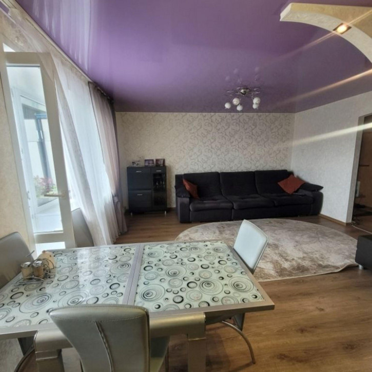 3-комн квартира Красина улица, 75а