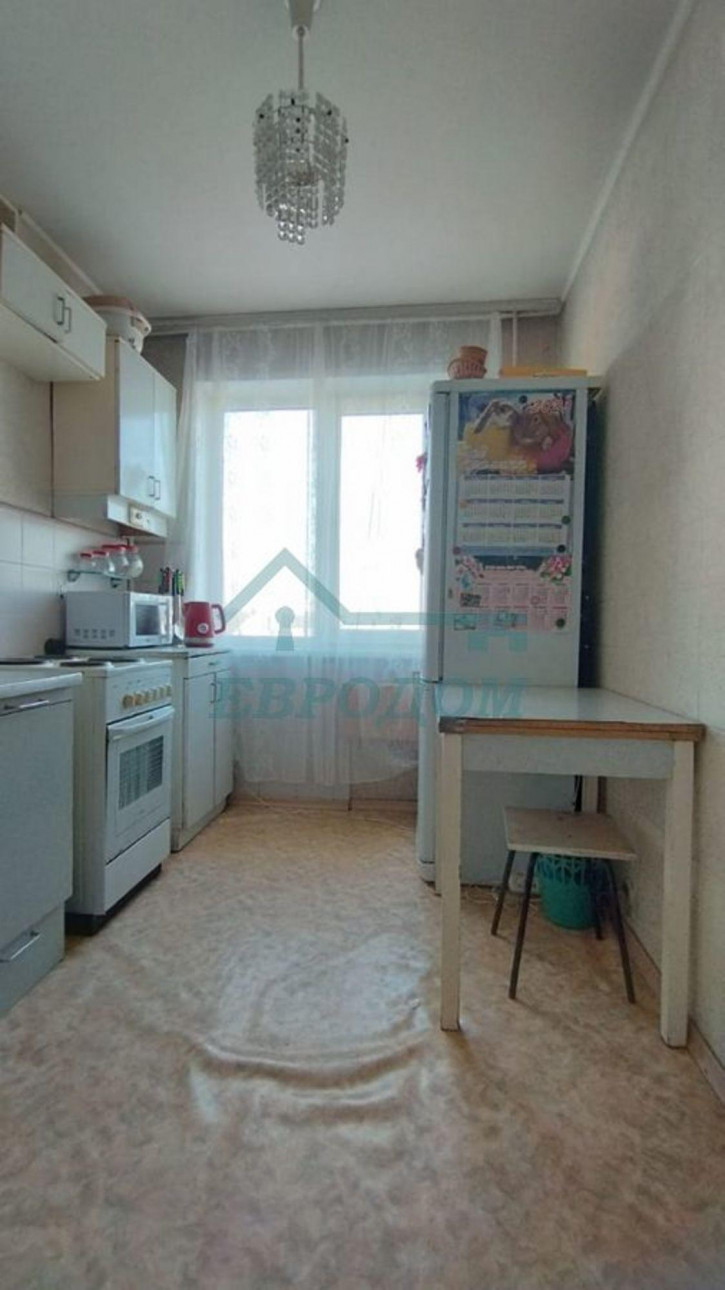3-комн квартира ул. Кошурникова,12