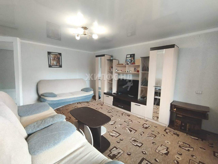 2-комн квартира Поспелова улица, д.33