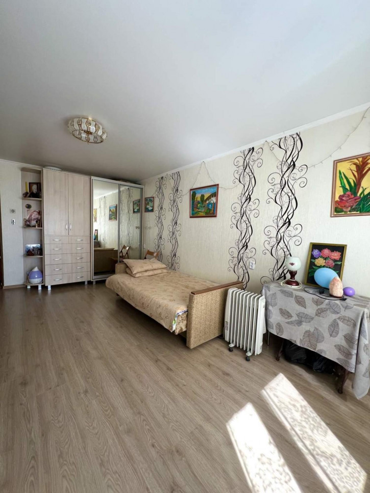 2-комн квартира Колобова улица, д.21