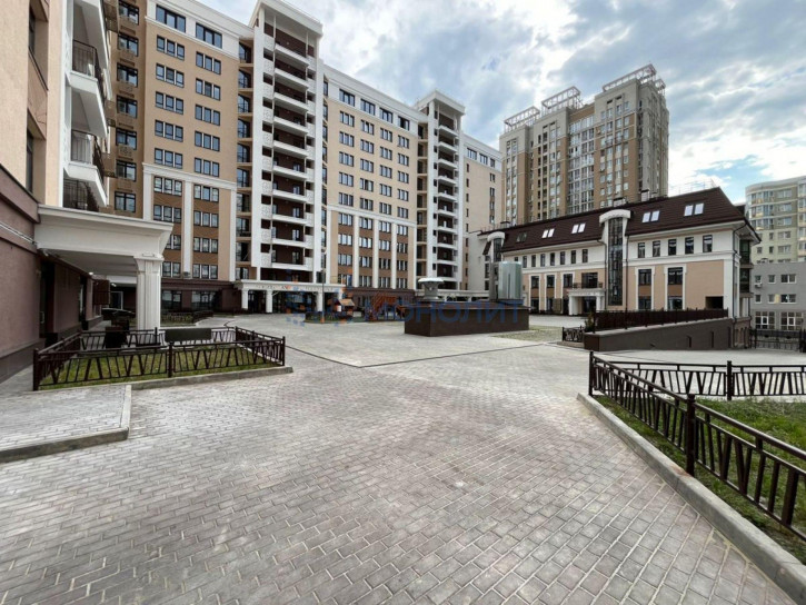 3-комн квартира Белинского ул, 66