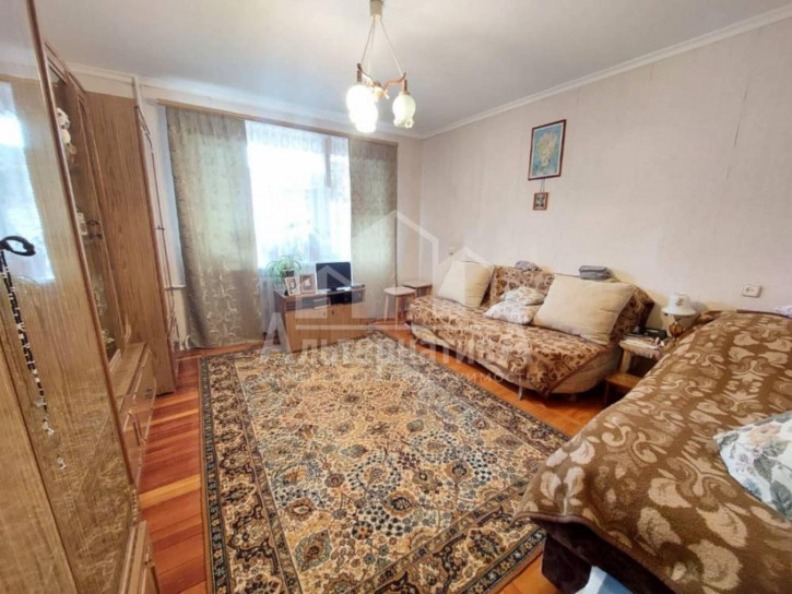 2-комн квартира Окопная ул.