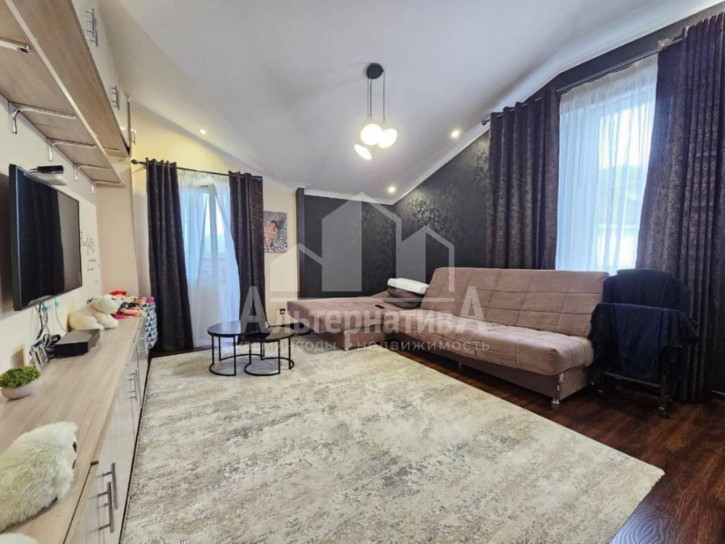2-комн квартира Островского ул.