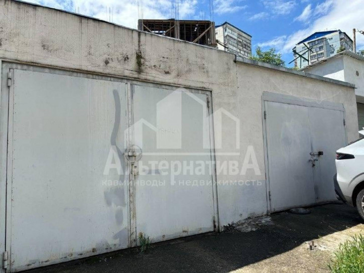 Гараж/парковка Губина Андрея ул.