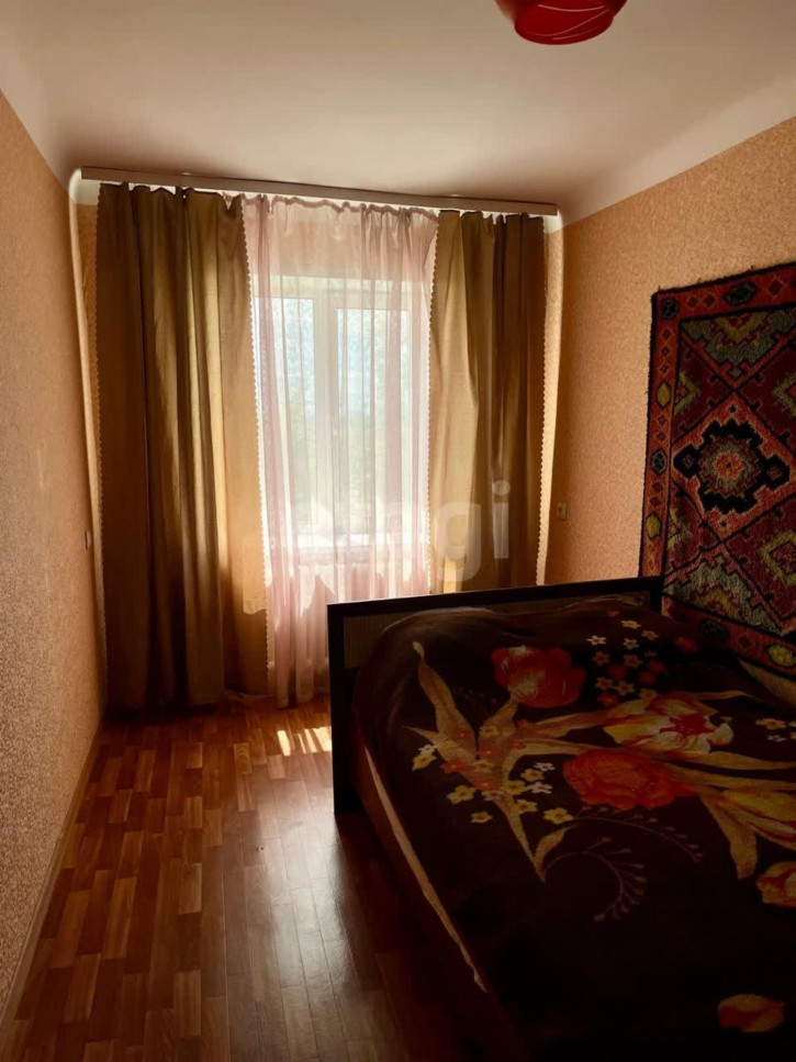 2-комн квартира Андрианова, 2