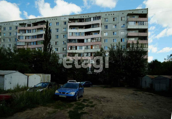 3-комн квартира Дмитриева, 2/4