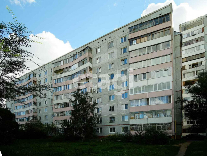 3-комн квартира Дмитриева, 2/4