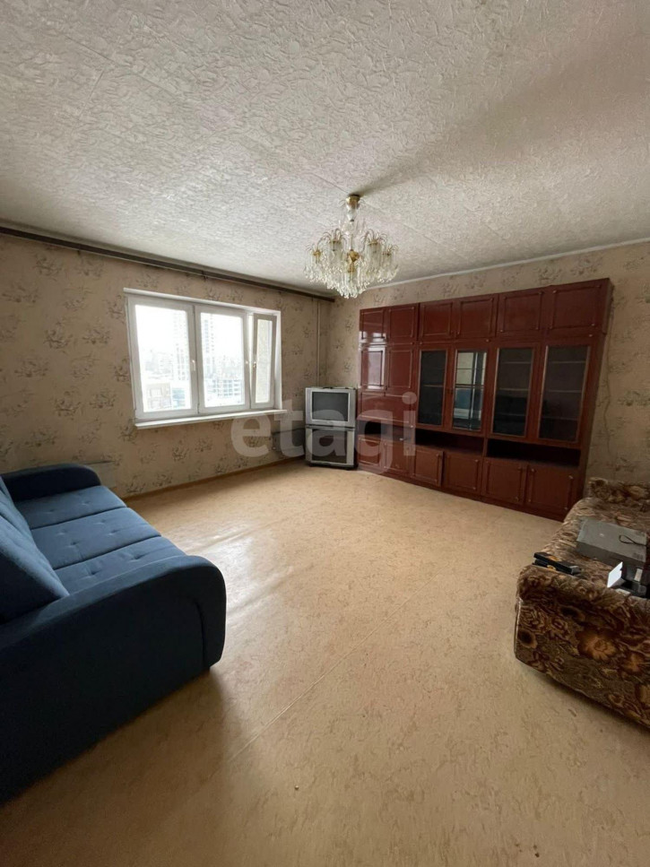 3-комн квартира Викулова, 55