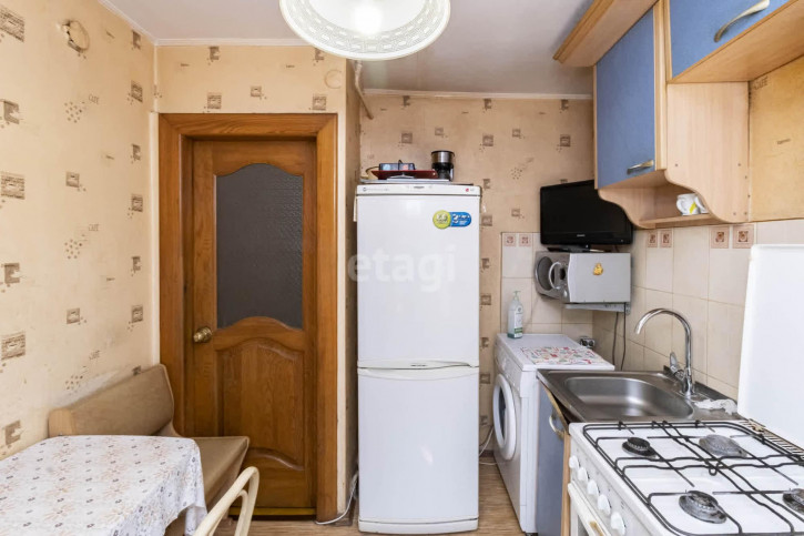 2-комн квартира Харьковская, 56